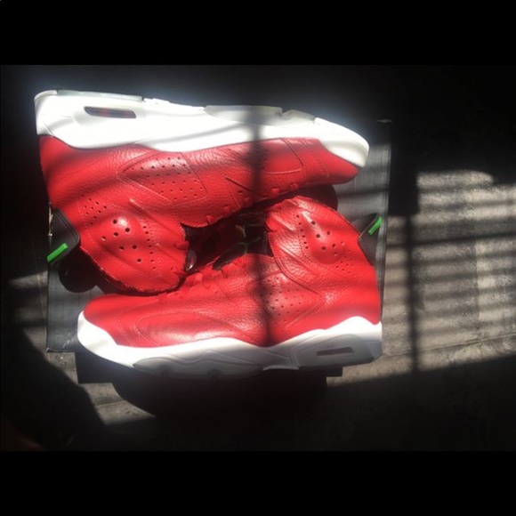 Jordan’s - Picture 2 of 3